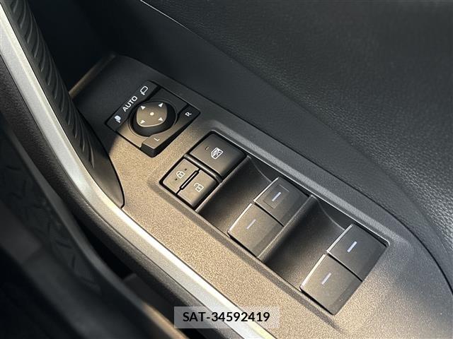 Toyota RAV4 2025 8938201-20