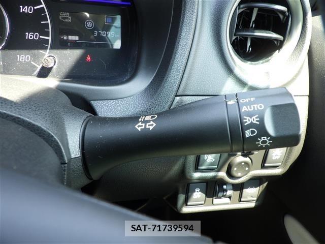 Nissan NOTE 2017 8911690-23
