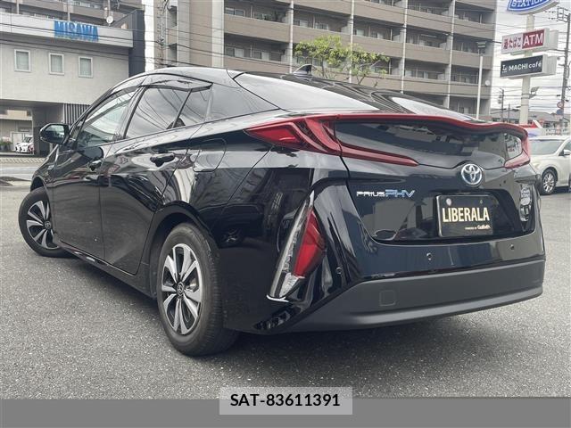 Toyota PRIUS PHV 2017 8915662-13