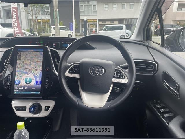 Toyota PRIUS PHV 2017 8915662-15