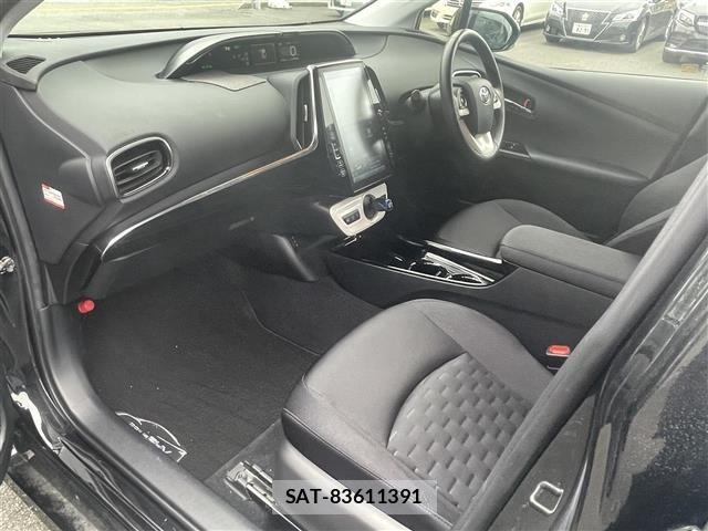 Toyota PRIUS PHV 2017 8915662-22