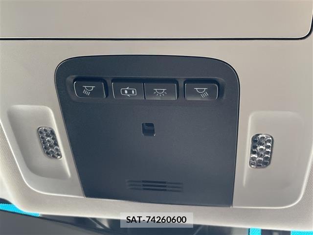 Toyota CAMRY 2018 8885145-11