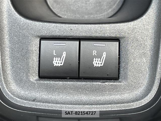 Toyota AQUA 2023 8705475-10