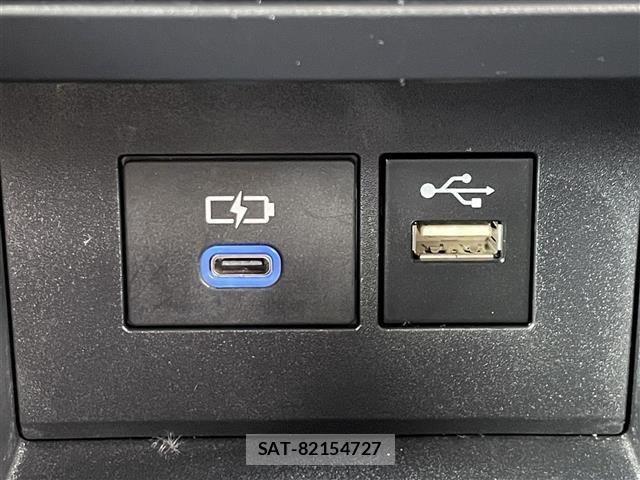 Toyota AQUA 2023 8705475-5