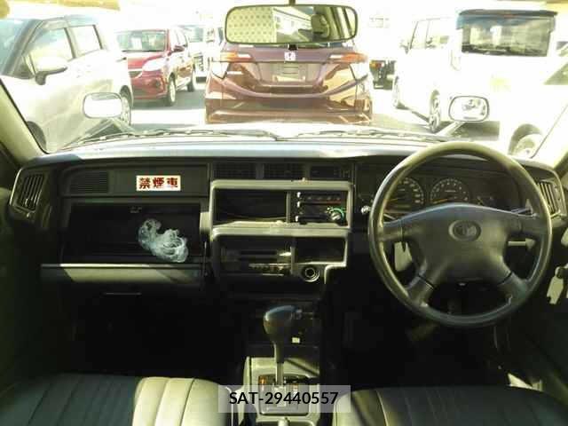 Toyota COMFORT 2013 8760170-8