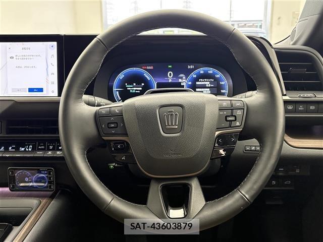 Toyota CROWN 2024 8937553-1