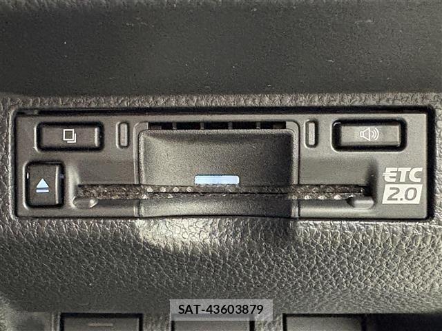 Toyota CROWN 2024 8937553-21