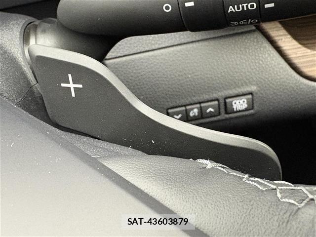 Toyota CROWN 2024 8937553-9