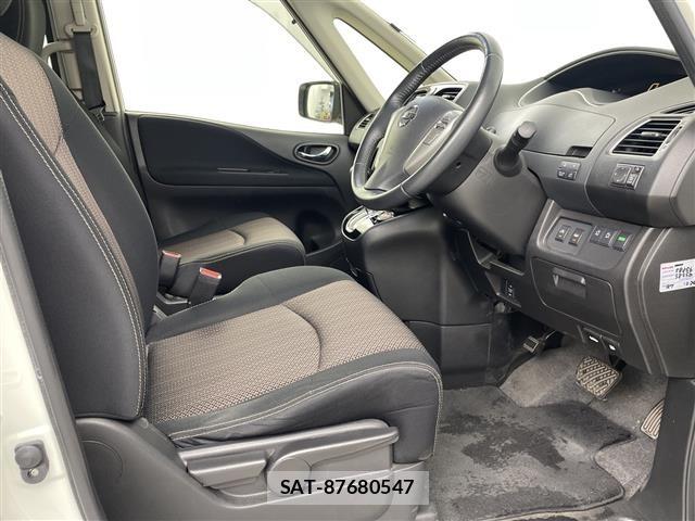 Nissan SERENA 2015 8925196-22