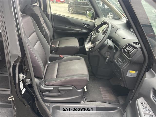 Nissan SERENA 2019 8925197-7