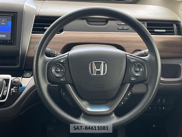 Honda FREED 2023 8684236-1