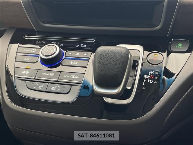 Honda FREED 2023 8684236-12