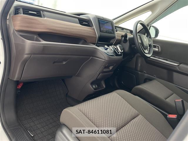 Honda FREED 2023 8684236-4