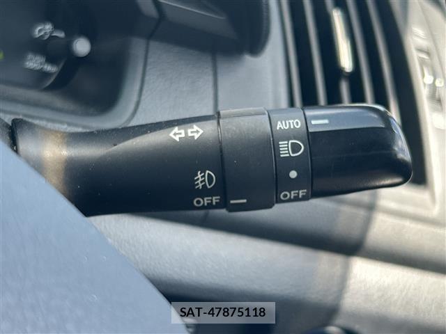 Toyota SAI 2013 8862992-3