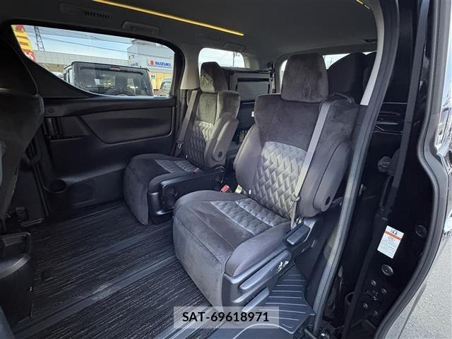 Toyota VELLFIRE 2019 8904814-10