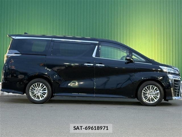 Toyota VELLFIRE 2019 8904814-2