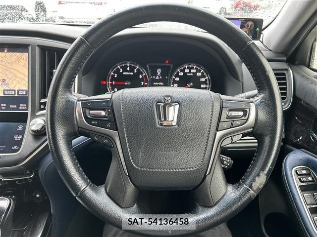 Toyota CROWN 2015 8937554-10