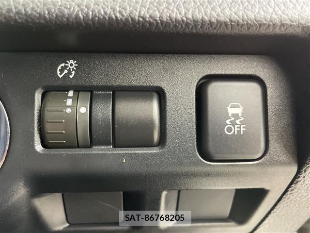 Subaru FORESTER 2014 8897446-9