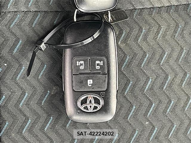Toyota ROOMY 2023 8914251-4