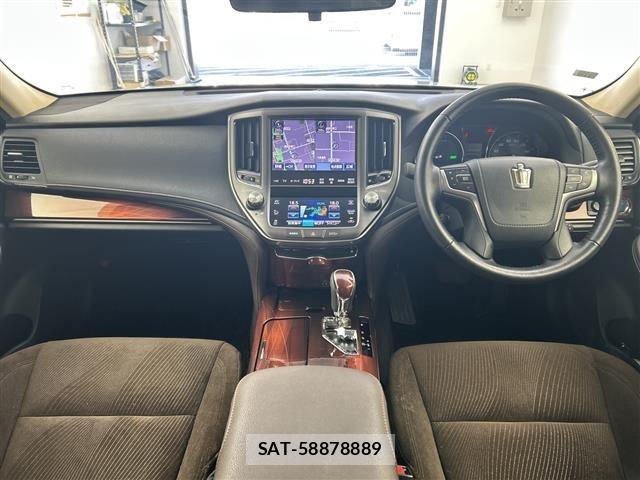 Toyota CROWN 2014 8680507-14