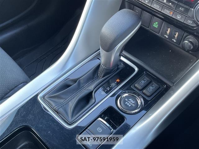Mitsubishi ECLIPSE CROSS 2021 8855110-1