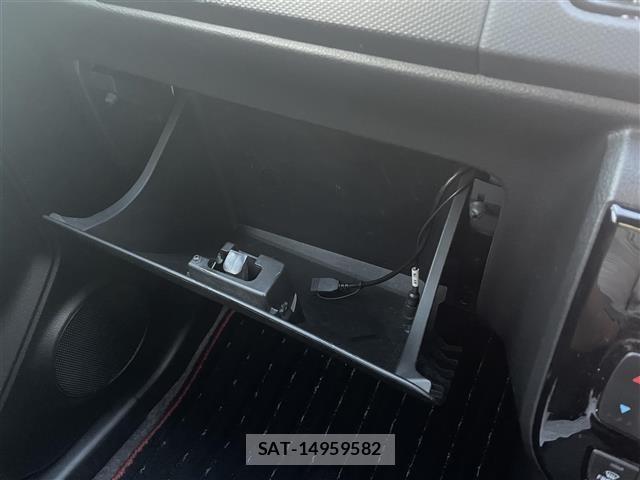 Suzuki ALTO 2016 8913961-23