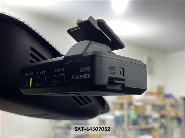 Nissan SERENA 2018 8925253-12