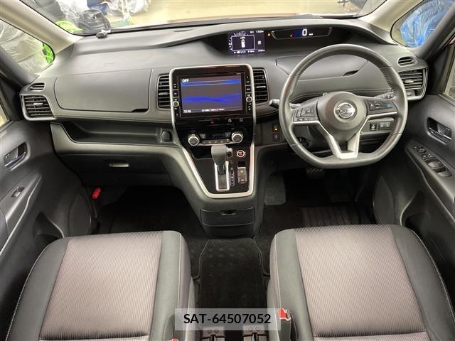 Nissan SERENA 2018 8925253-14