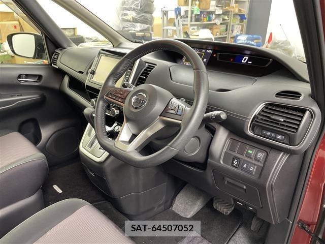 Nissan SERENA 2018 8925253-2