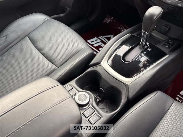 Nissan X-TRAIL 2018 8928744-12