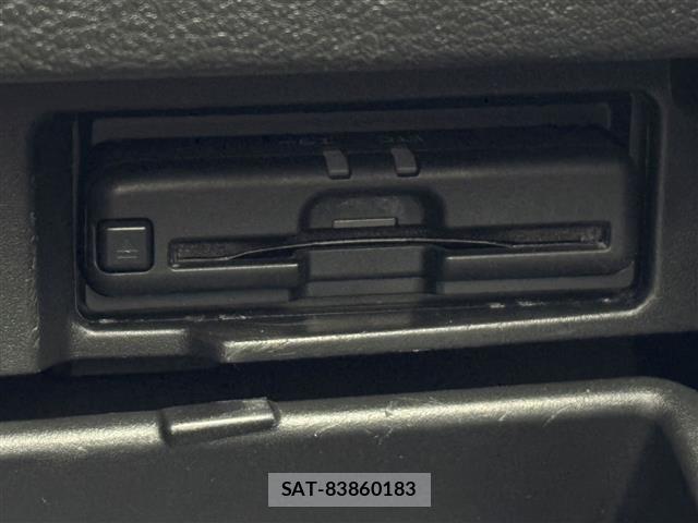 Nissan SERENA 2022 8925261-5