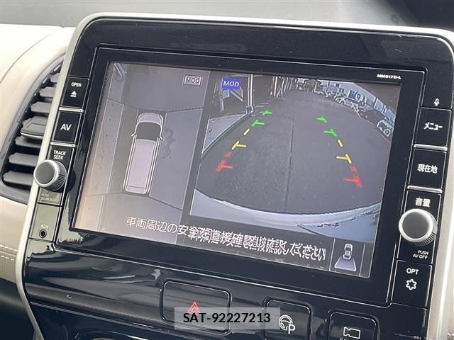 Nissan SERENA 2017 8925262-18