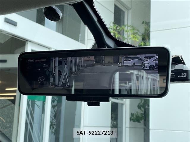 Nissan SERENA 2017 8925262-2