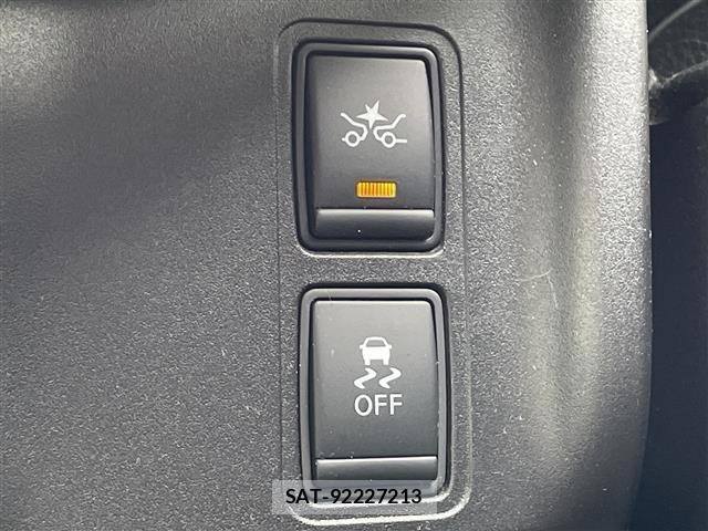Nissan SERENA 2017 8925262-20