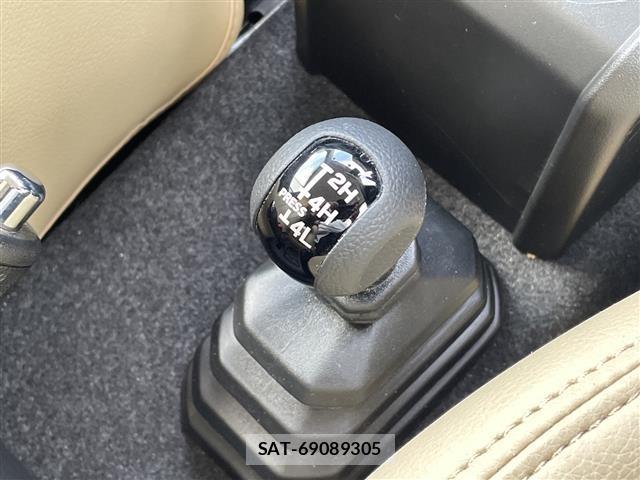 Suzuki JIMNY SIERRA 2025 8917209-3