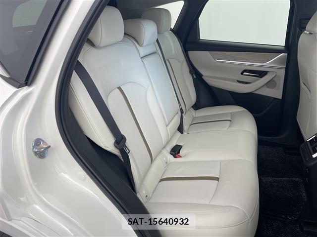 Mazda CX-60 2022 8689329-7