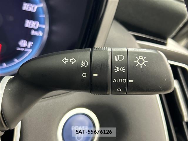 Toyota CROWN 2018 8937555-7