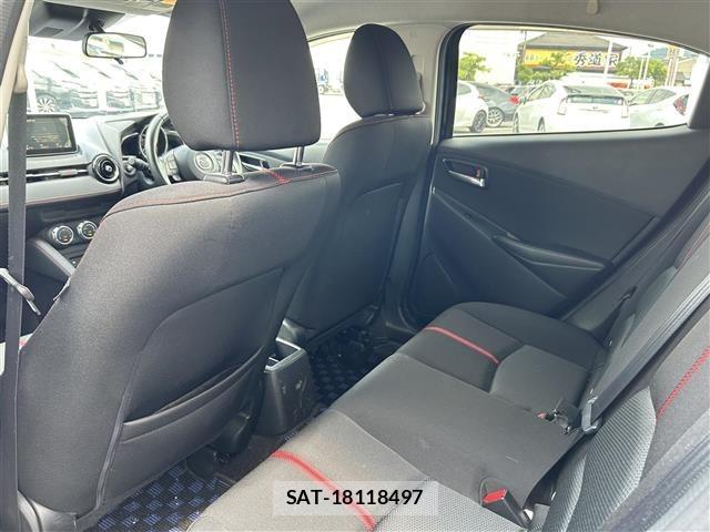 Mazda DEMIO 2015 8907845-6
