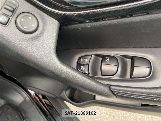 Nissan X-TRAIL 2017 8928754-11