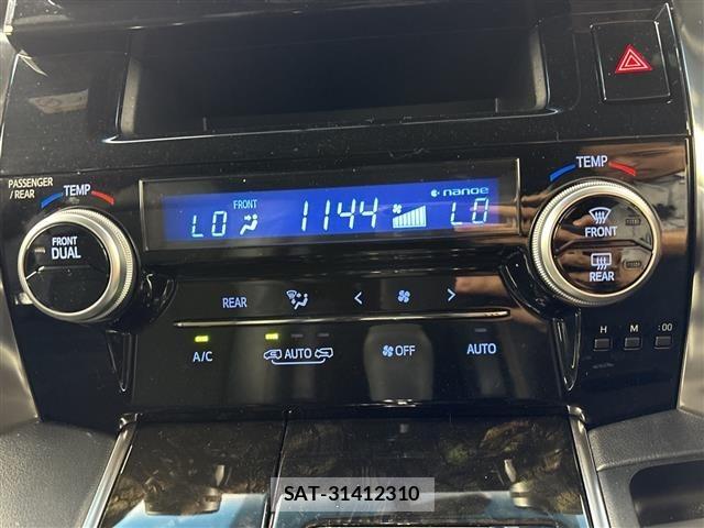 Toyota VELLFIRE 2018 8904839-2