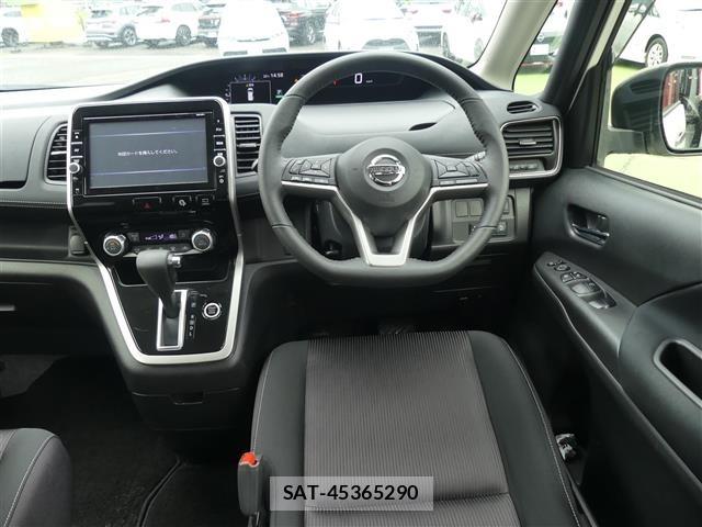 Nissan SERENA 2018 8925283-18
