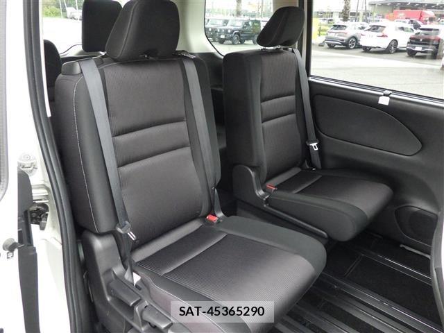 Nissan SERENA 2018 8925283-2