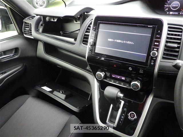 Nissan SERENA 2018 8925283-5
