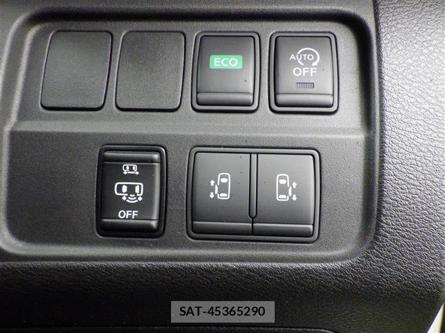 Nissan SERENA 2018 8925283-7