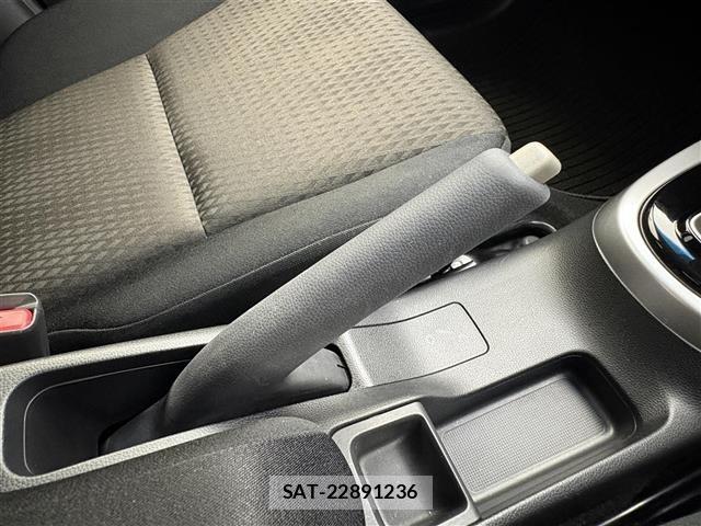 Honda FIT 2018 8921564-12