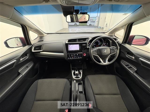 Honda FIT 2018 8921564-15