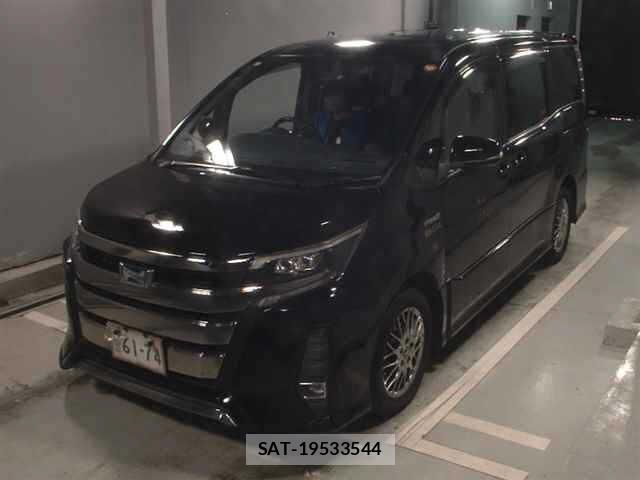 Toyota NOAH 2017 8765179-4