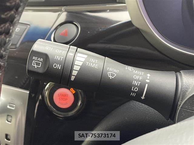 Nissan ELGRAND 2019 8909078-3