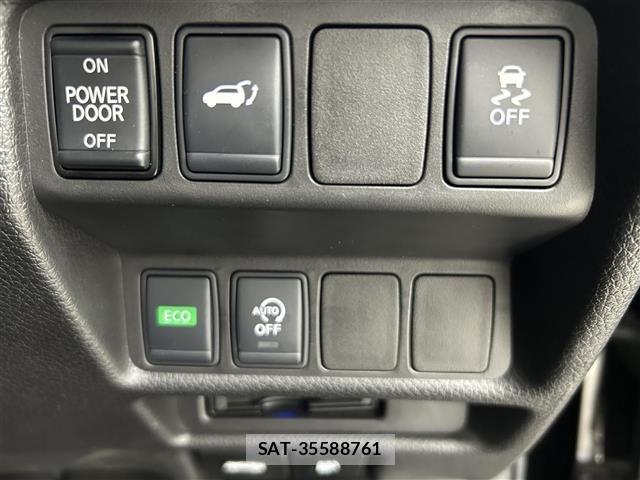Nissan X-TRAIL 2018 8928770-10