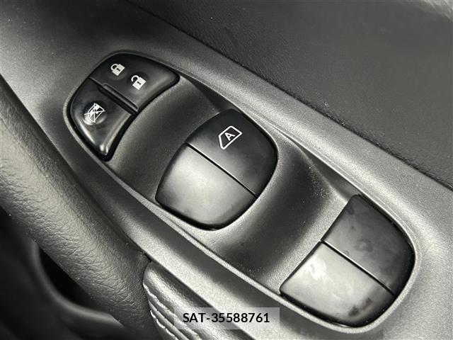 Nissan X-TRAIL 2018 8928770-11